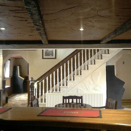 Finn Maccools Public House & Guest Inn Bushmills Esterno foto