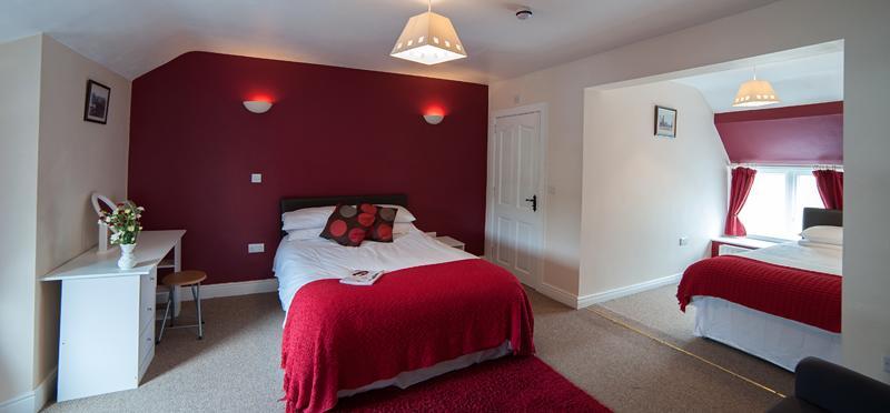 Finn Maccools Public House & Guest Inn Bushmills Esterno foto